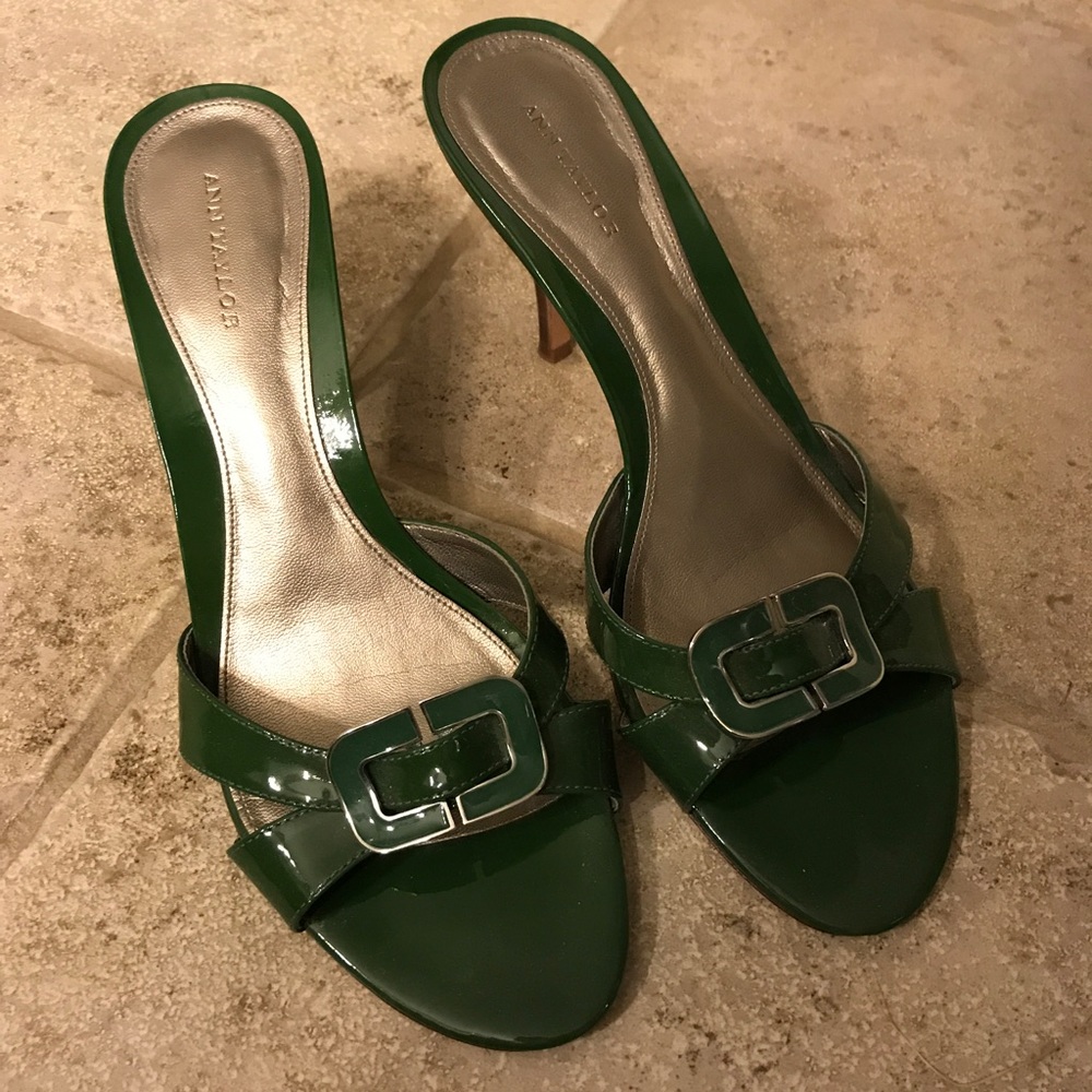 Ann Taylor heels